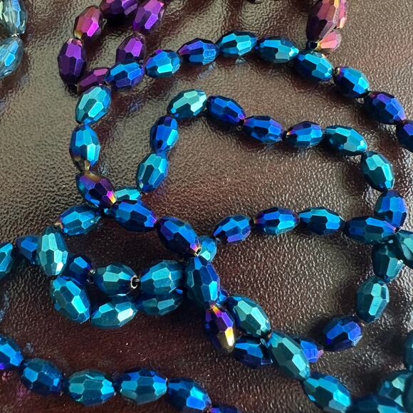 315 beads - 4 strands of sparkling metallic jewelry making craft beads - Picture 3 of 7